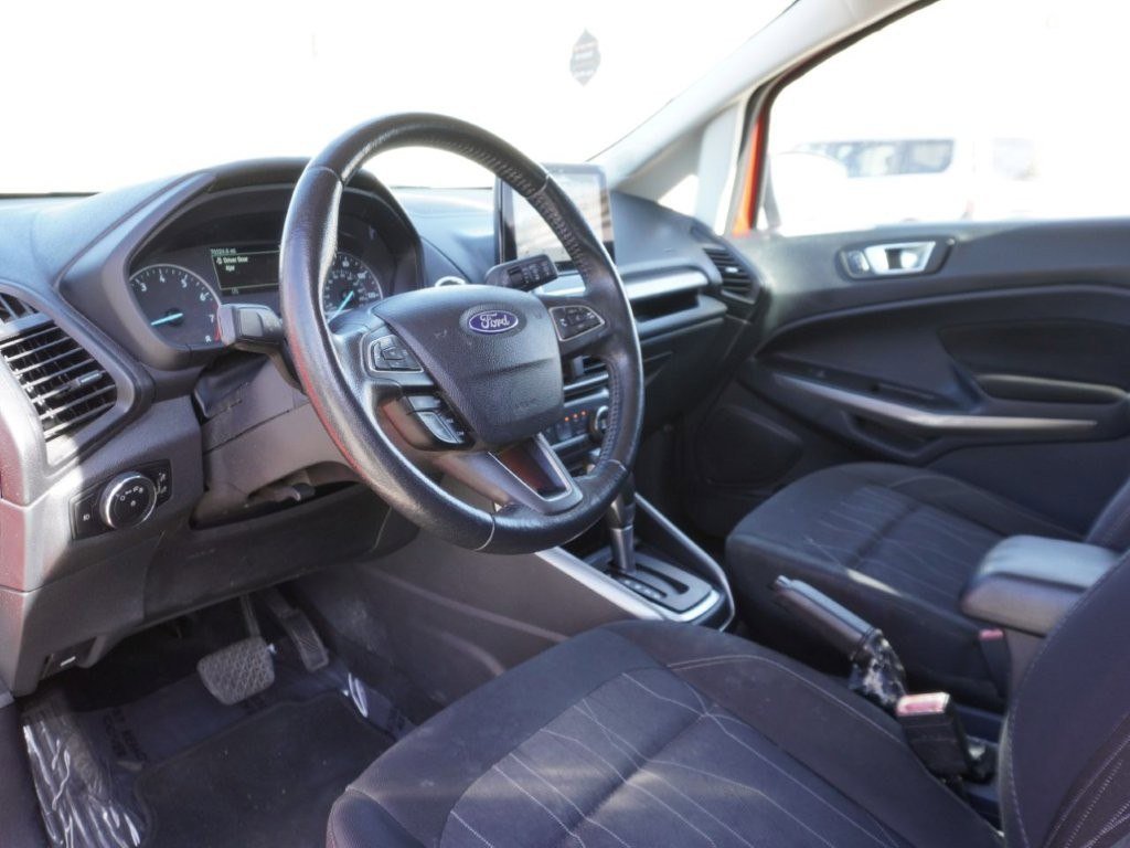 Used 2019 Ford EcoSport SE w/ SE Convenience Package image 9