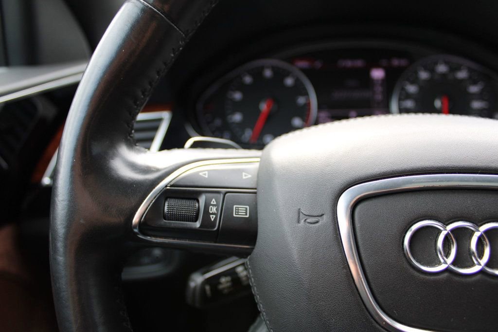 Used 2012 Audi A8 L 4.2 image 35