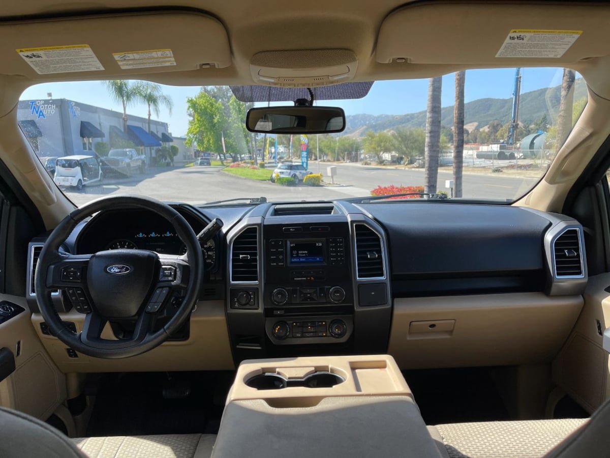 Used 2015 Ford F150 XLT w/ Equipment Group 301A Mid AWD/4WD image 17