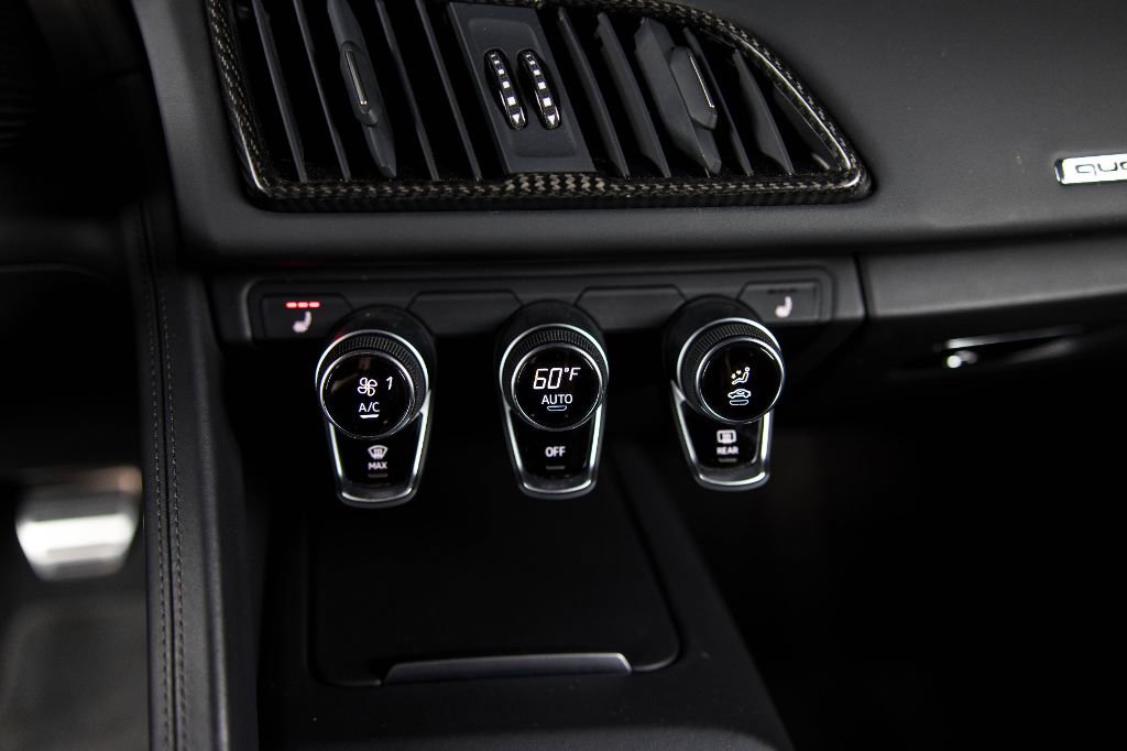 Used 2017 Audi R8 V10 plus image 24