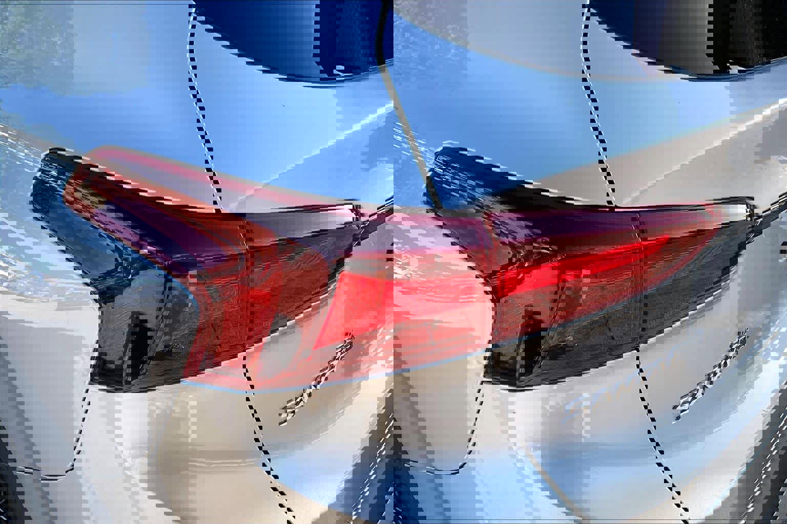 Used 2020 Hyundai Santa Fe Limited w/ Cargo Package image 29