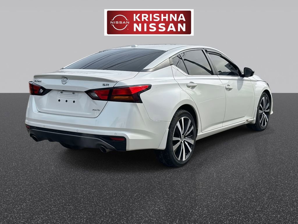 Used 2020 Nissan Altima 2.5 SR w/ Premium Package image 4