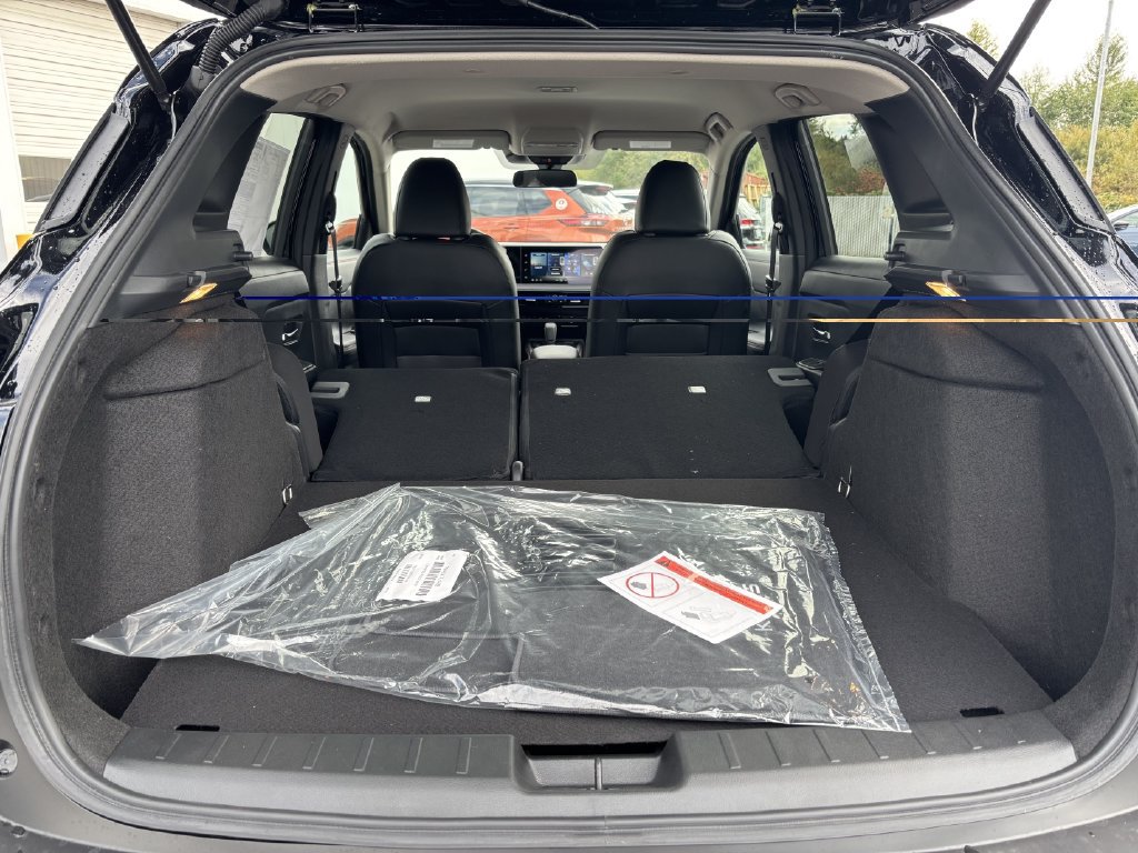 New 2027 Nissan Kicks SR AWD/4WD image 28