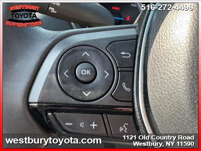 Certified 2022 Toyota Venza XLE image 25