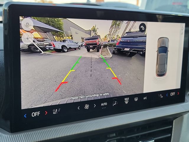 Used 2025 Ford Explorer Active w/ Active Comfort Package RWD image 9