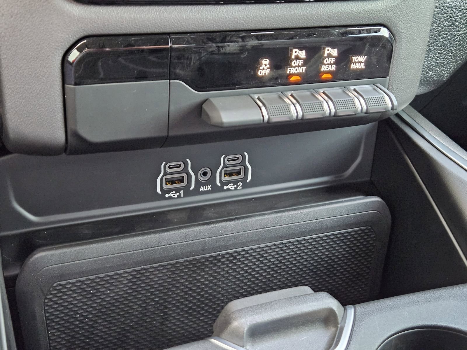 Used 2026 RAM 1500 Express image 22