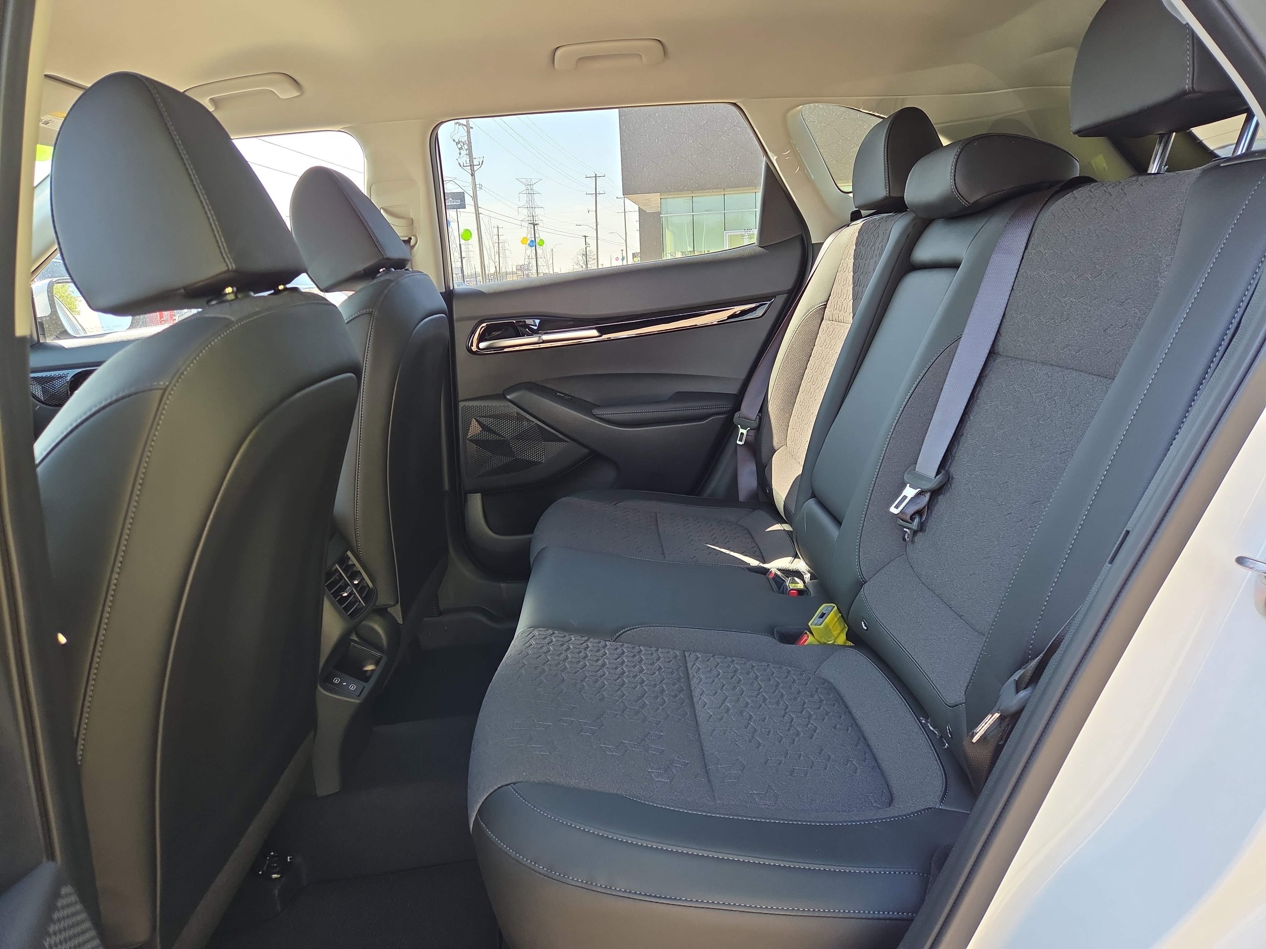 New 2026 Kia Seltos S FWD image 6