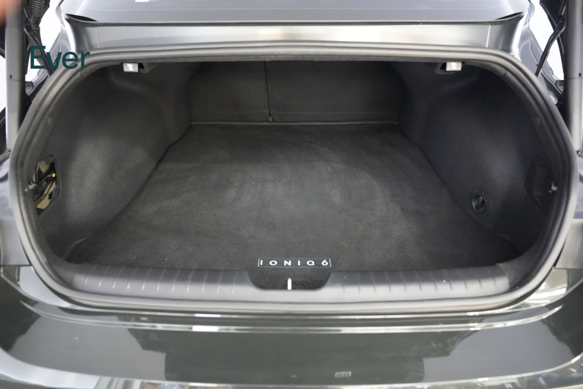 Used 2023 Hyundai Ioniq 6 Limited w/ Cargo Package RWD image 8
