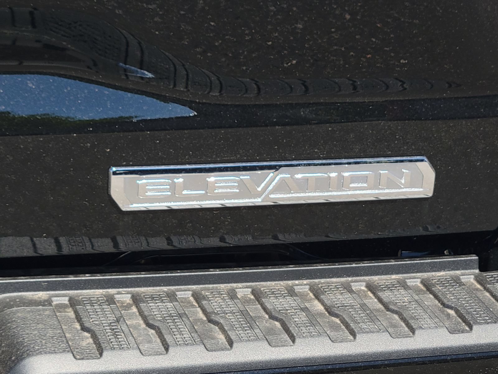 New 2026 GMC Sierra 1500 Elevation w/ X31 Off-Road Package AWD/4WD image 10