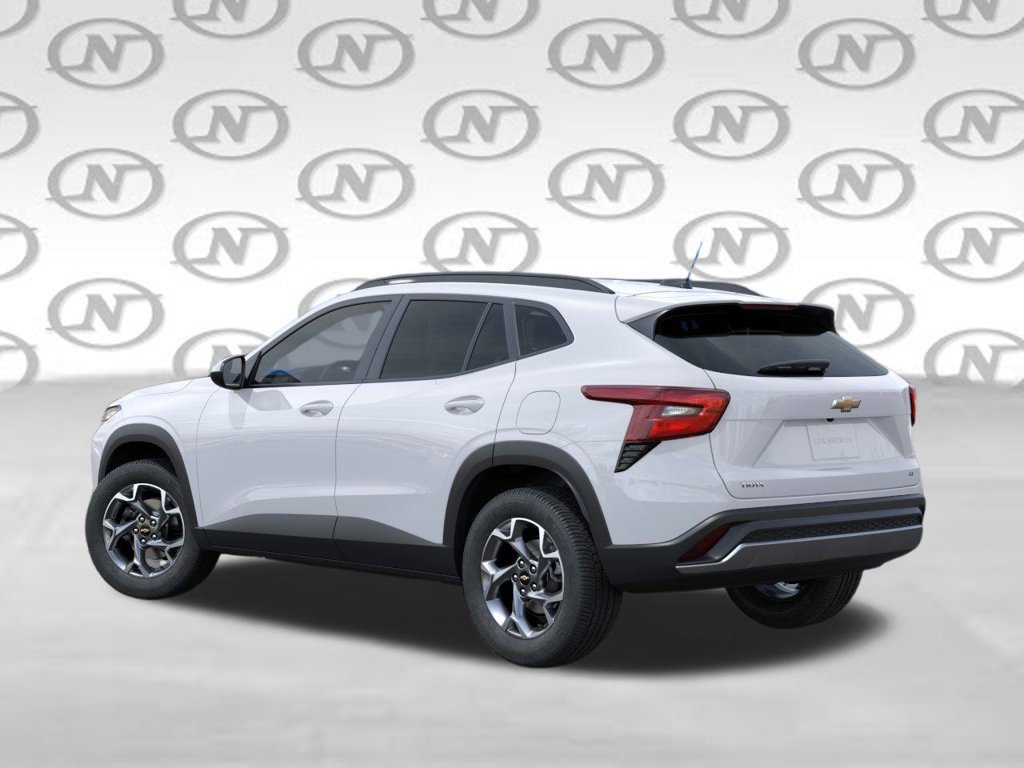 New 2026 Chevrolet Trax LT w/ LT Convenience Package FWD image 31
