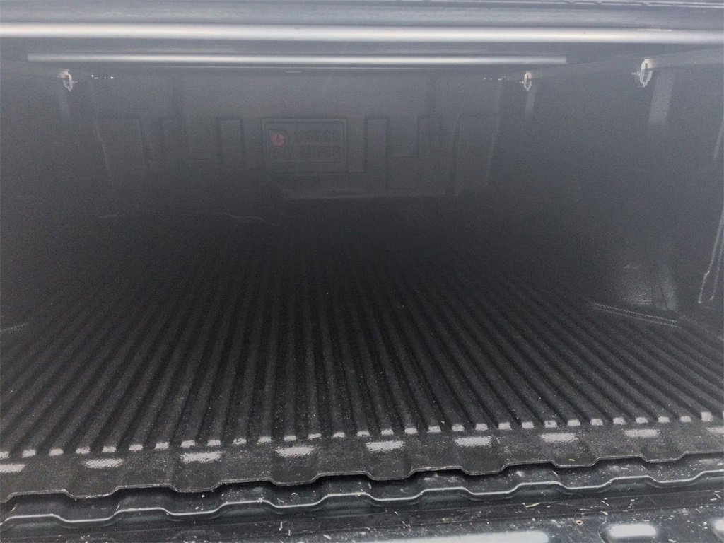 Used 2018 GMC Sierra 1500 SLE w/ SLE Value Package image 28