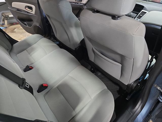 Used 2012 Chevrolet Cruze LT image 11