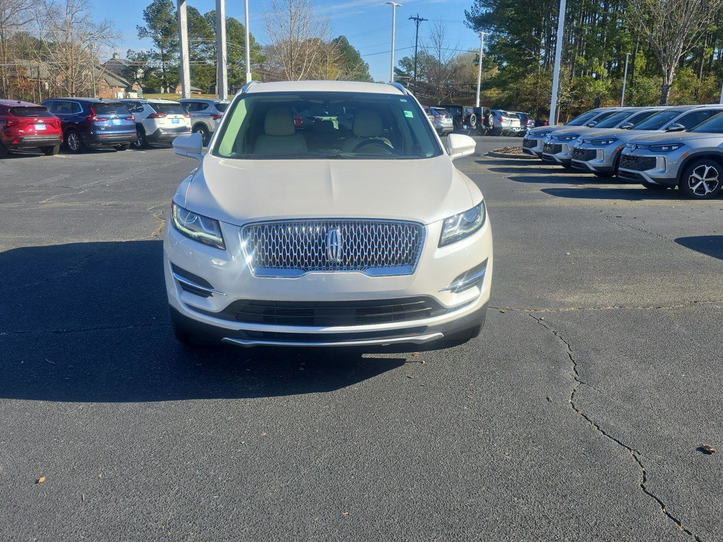 Used 2019 Lincoln MKC Premiere image 2