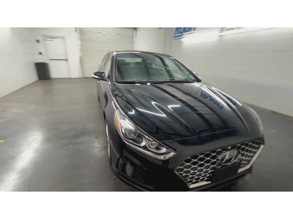 Used 2019 Hyundai Sonata Limited FWD image 3
