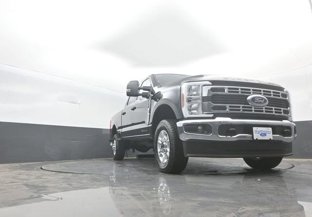 New 2026 Ford F350 XLT w/ FX4 Off-Road Package AWD/4WD image 31