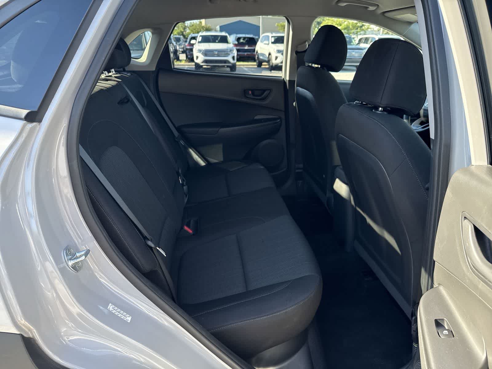 Used 2022 Hyundai Kona SEL FWD image 27