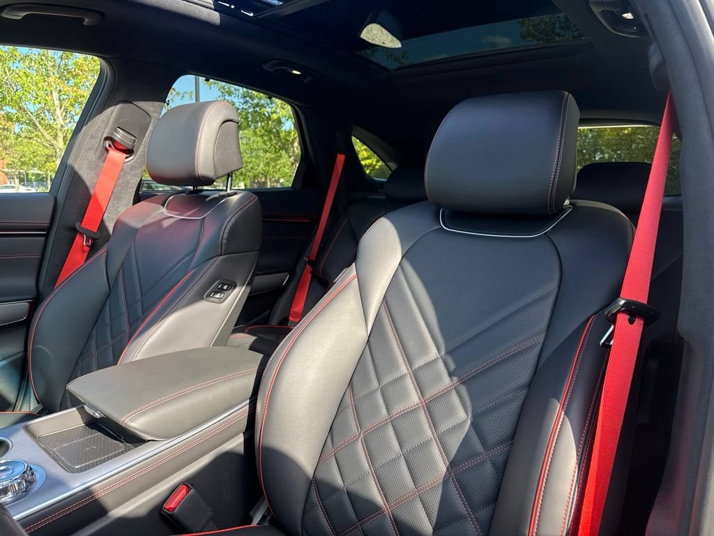 New 2027 Genesis GV70 2.5T Sport Prestige AWD/4WD image 13