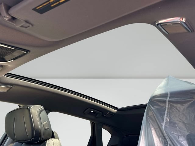 Used 2027 Cadillac Optiq Sport w/ LPO, Floor Liner Package AWD/4WD image 9