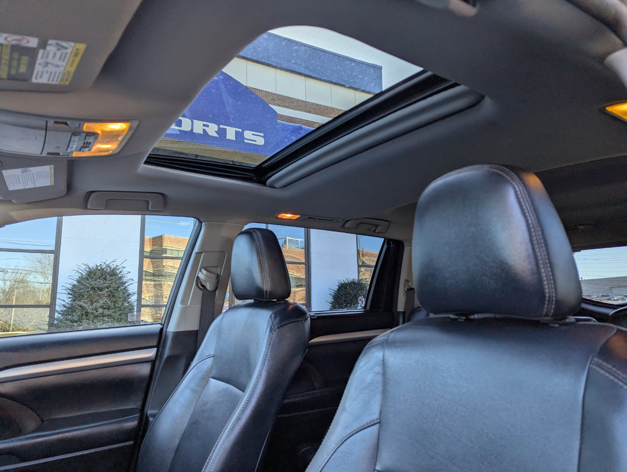 Used 2018 Toyota Highlander XLE image 31