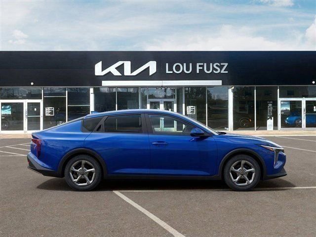 New 2026 Kia K4 FWD image 7