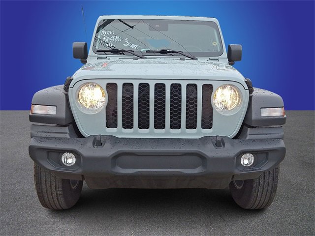 Used 2024 Jeep Wrangler Sport S image 2