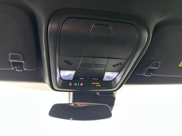 Used 2023 Cadillac XT4 Premium Luxury image 25