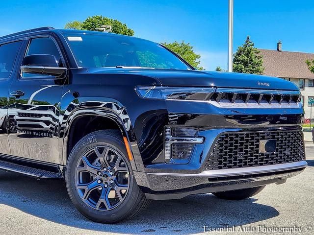 New 2026 Jeep Grand Wagoneer Limited AWD/4WD image 2