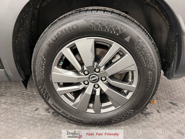 Used 2025 Nissan Pathfinder SV FWD image 24