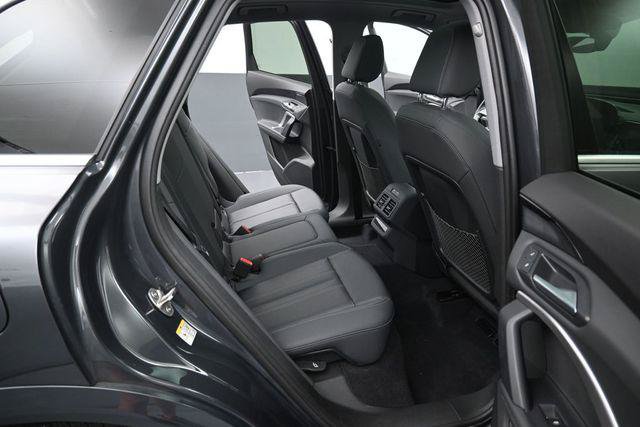 Used 2025 Audi Q5 Premium w/ Convenience Package AWD/4WD image 33