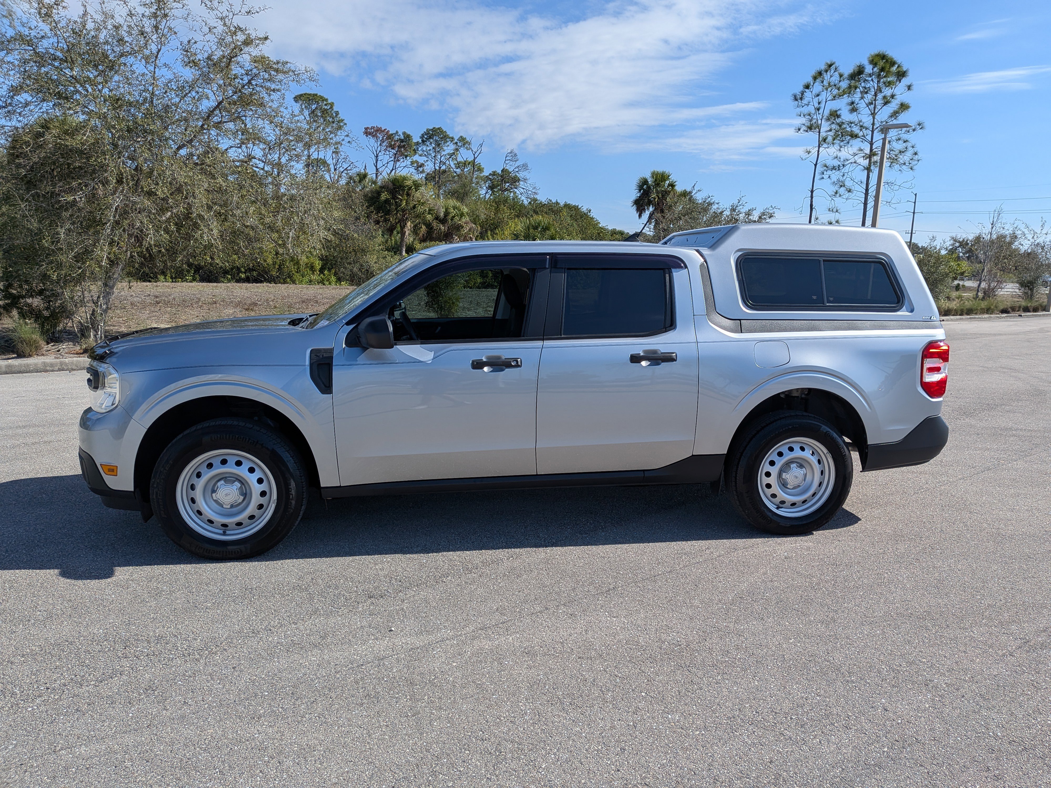 Used 2023 Ford Maverick XL image 8