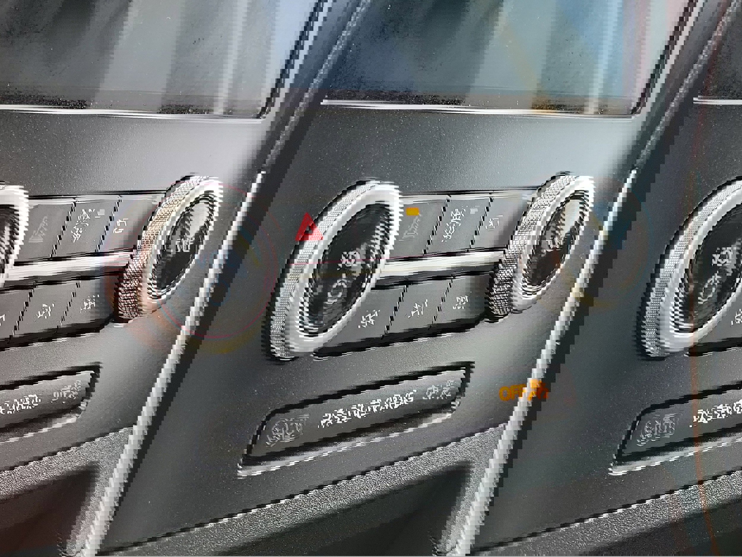 Used 2024 Ford Edge SEL w/ Convenience Package image 27