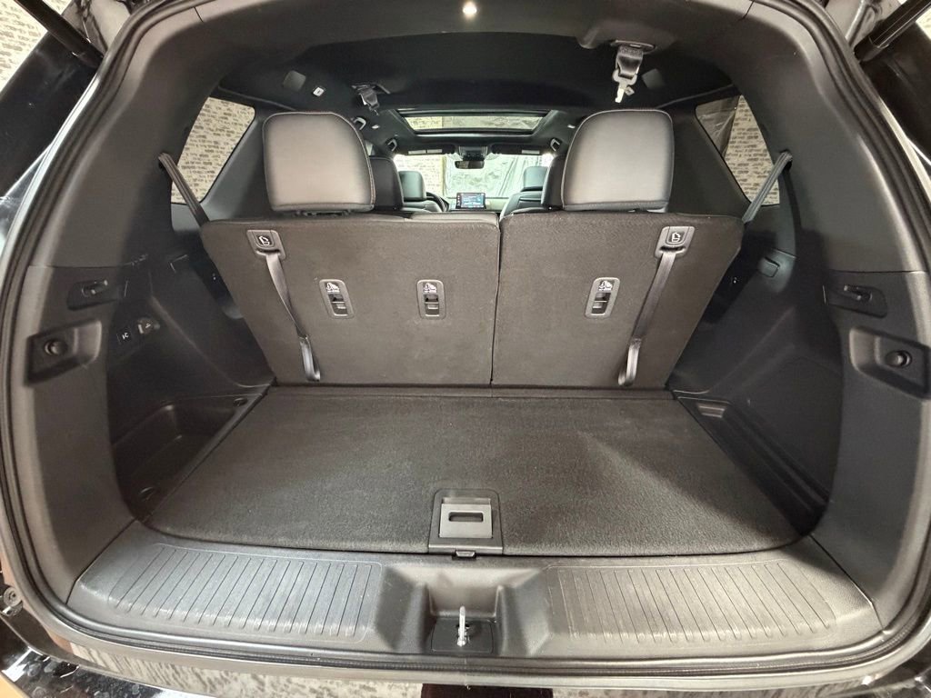 Used 2025 Honda Pilot Black Edition image 11