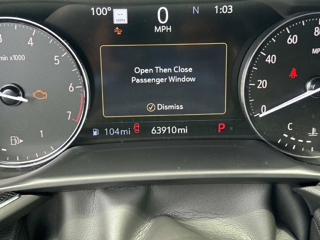 Used 2022 Buick Envision Essence w/ Technology Package II FWD image 28