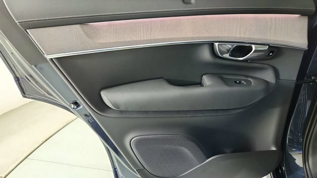 New 2026 Volvo XC90 T8 Ultra w/ Protection Package AWD/4WD image 28