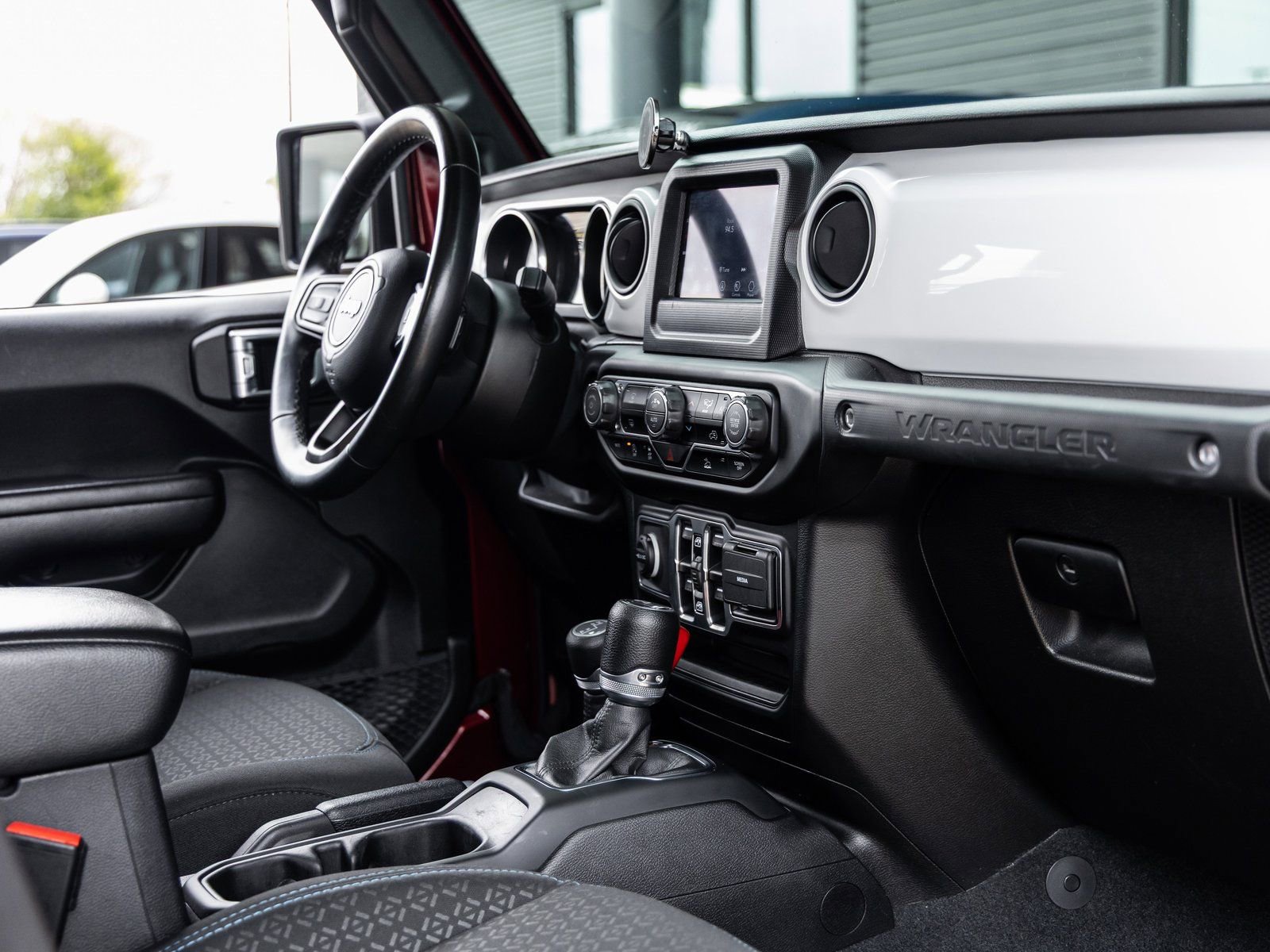 Used 2021 Jeep Wrangler Unlimited Islander image 44