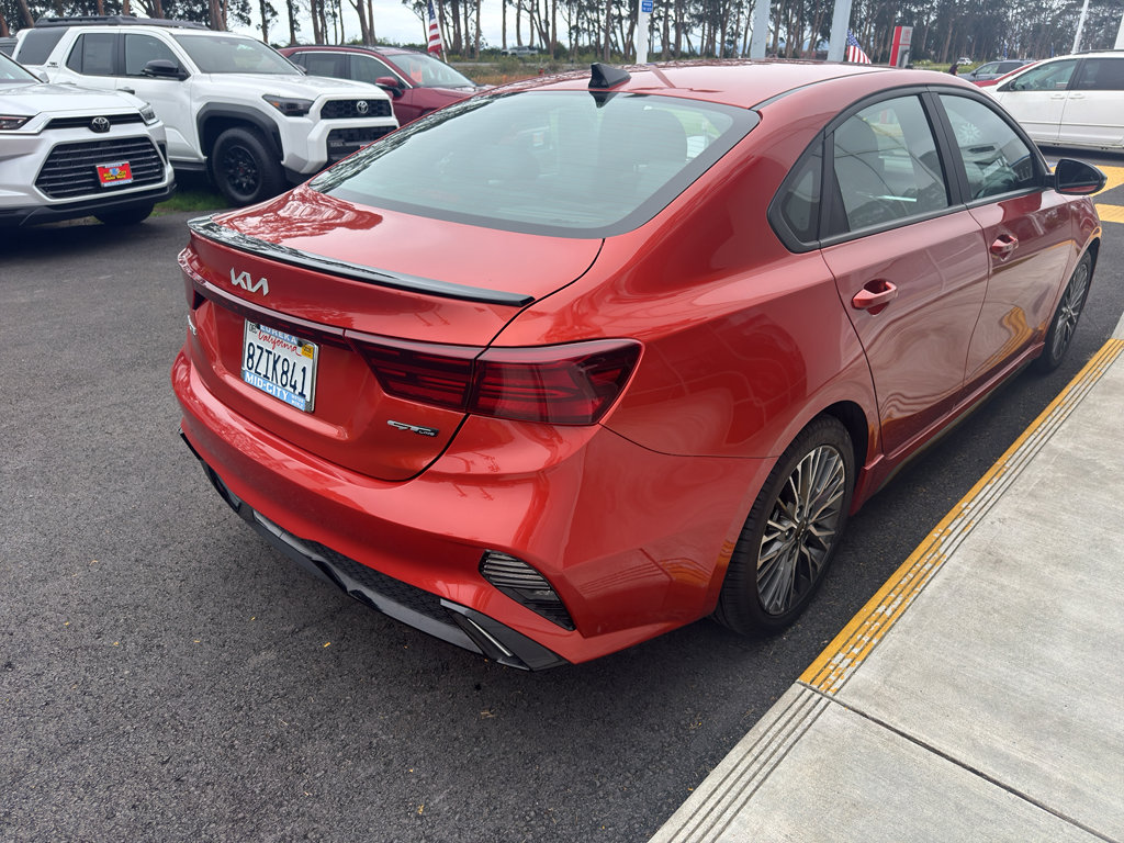 Used 2022 Kia Forte GT-Line w/ GT-Line Premium Package image 12