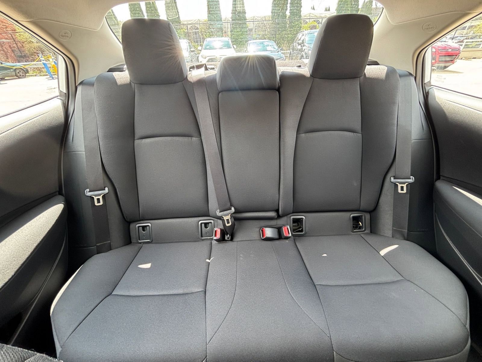 Used 2025 Toyota Corolla LE image 36