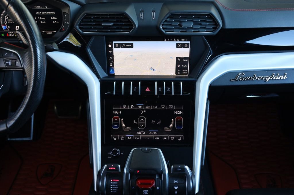 Used 2019 Lamborghini Urus image 37