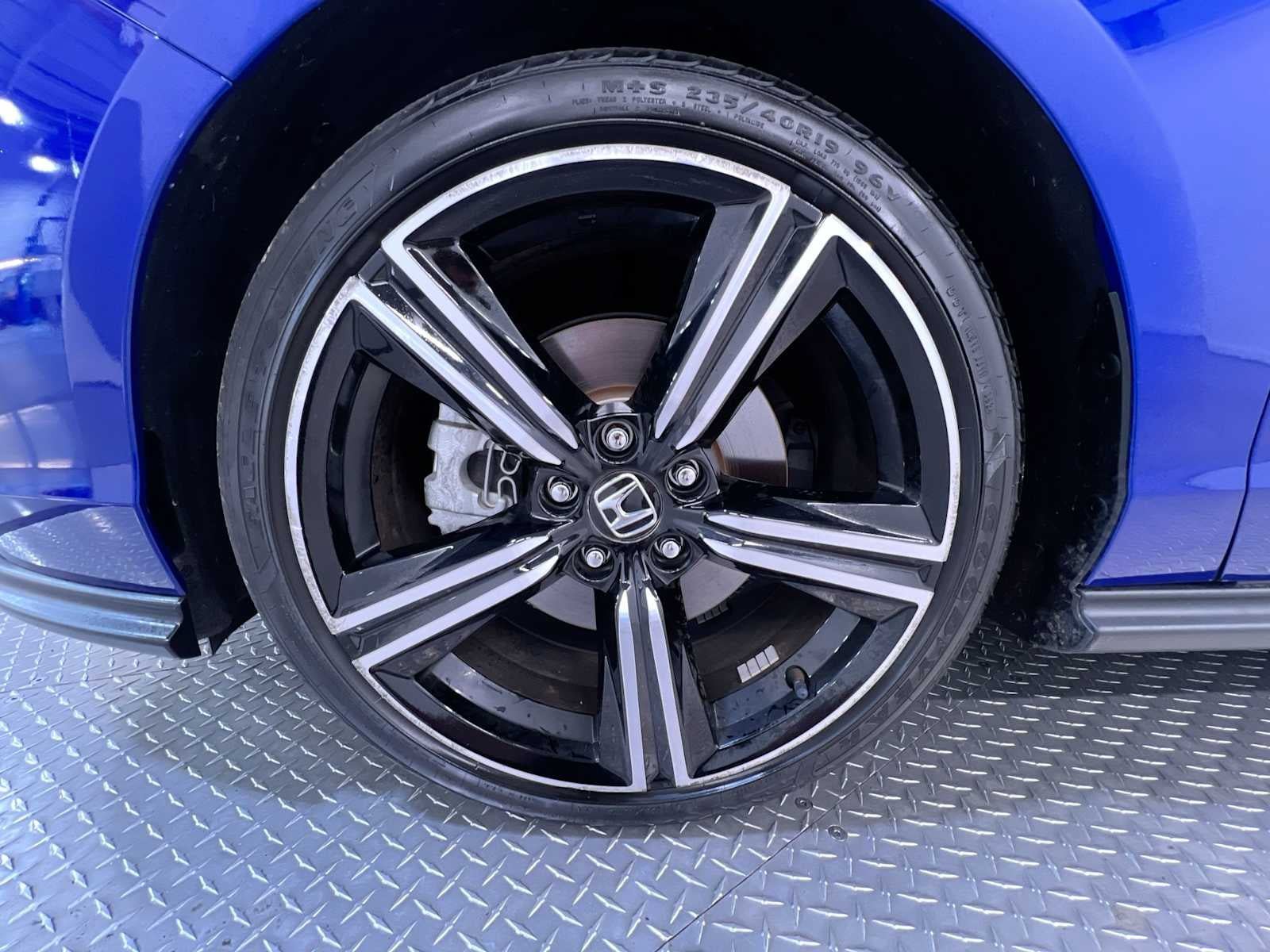 Used 2025 Honda Accord Sport image 10