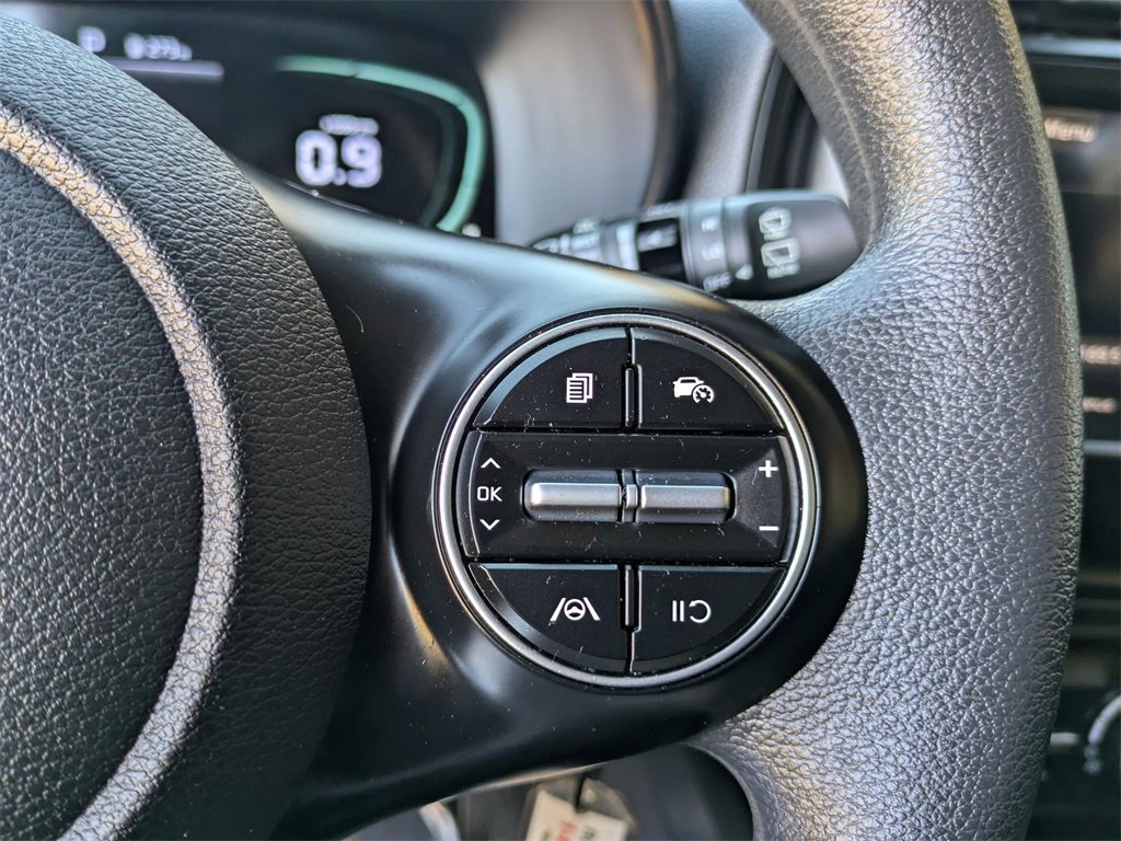Used 2024 Kia Soul LX w/ Option Group 015 image 23