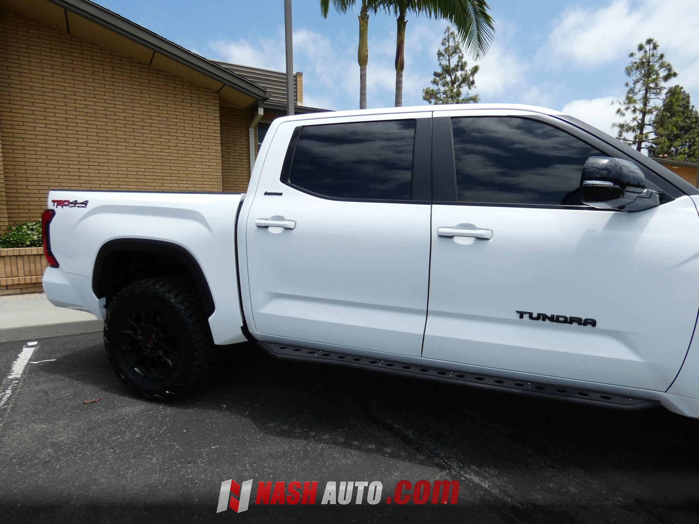 Used 2024 Toyota Tundra Limited w/ TRD Off-Road Package AWD/4WD image 11