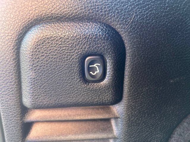 Used 2020 Jeep Grand Cherokee Altitude AWD/4WD image 12