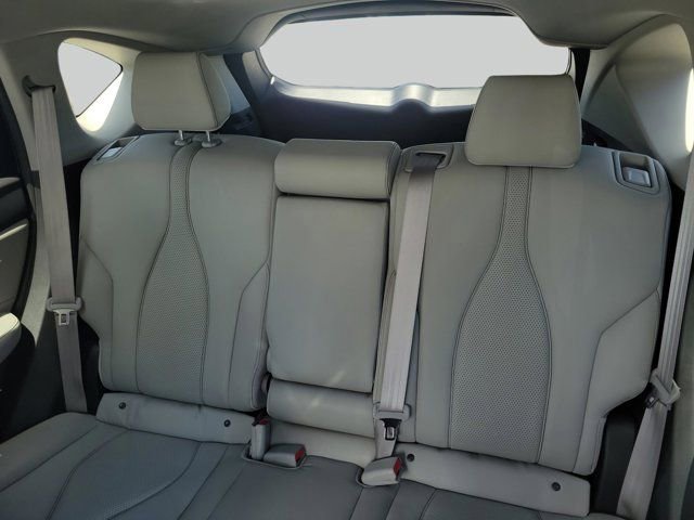 Certified 2023 Acura RDX FWD w/ Technology Package image 9