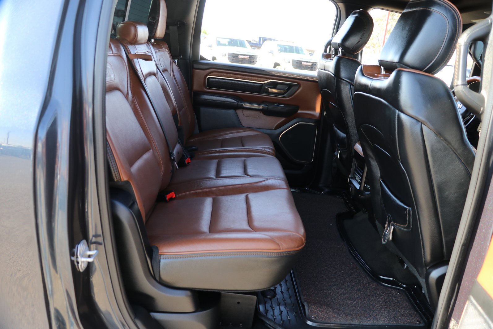 Used 2019 RAM 1500 Limited AWD/4WD image 32