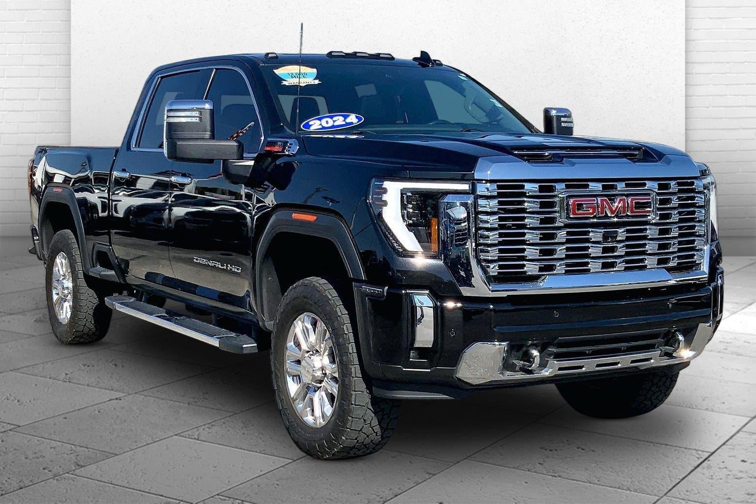 Used 2024 GMC Sierra 2500 Denali w/ Denali Reserve Package AWD/4WD image 1