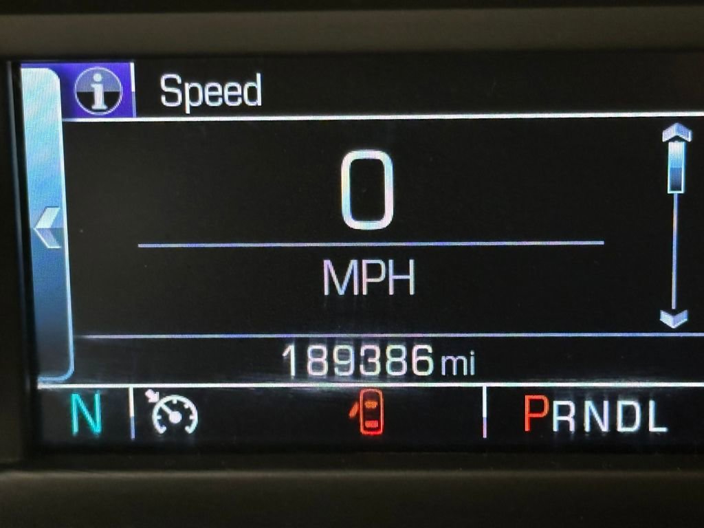 Used 2018 Chevrolet Suburban LT AWD/4WD image 18