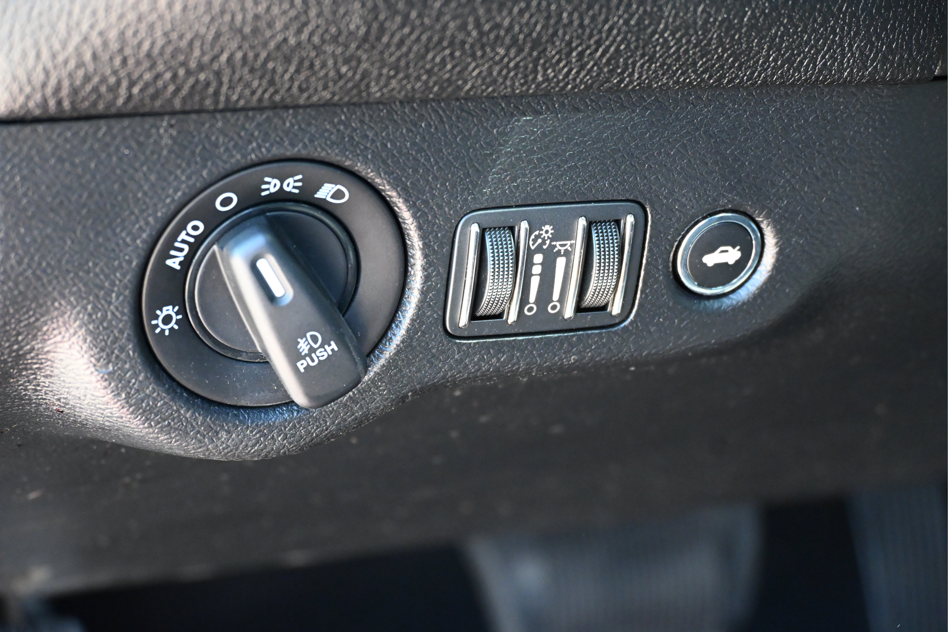 Used 2021 Dodge Challenger R/T Scat Pack RWD image 17