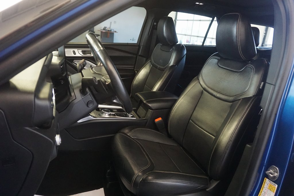 Used 2020 Ford Explorer ST w/ Premium Technology Package image 22