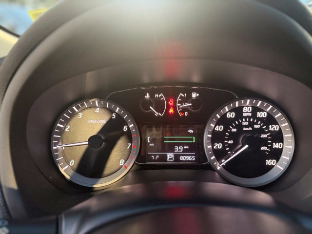 Used 2015 Nissan Sentra SR FWD image 14