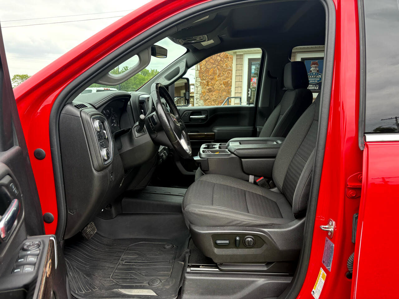 Used 2022 GMC Sierra 2500 SLE w/ SLE Value Package; image 8